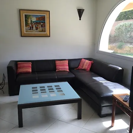 Belle Dans Clos Prive - Raphael Boulouris * Saint-Raphaël