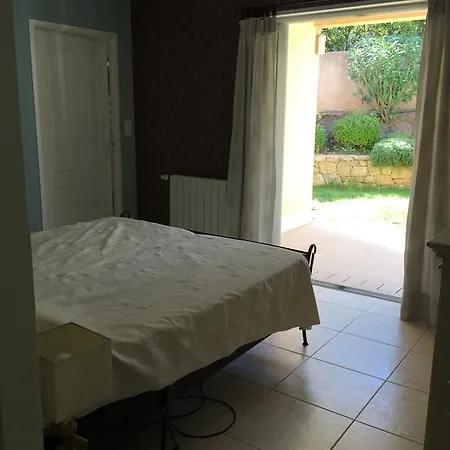 Belle Dans Clos Prive - Raphael Boulouris * Saint-Raphaël