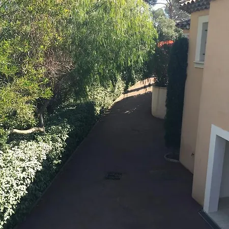 Belle Villa Dans Clos Prive - Saint Raphael Boulouris * Saint-Raphael (Var)