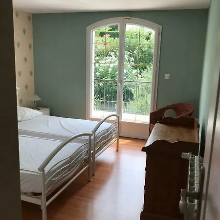 Belle Dans Clos Prive - Raphael Boulouris Saint-Raphaël