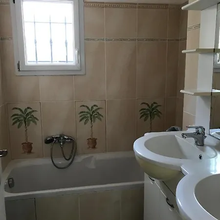 Belle Villa Dans Clos Prive - Saint Raphael Boulouris * Saint-Raphael (Var)