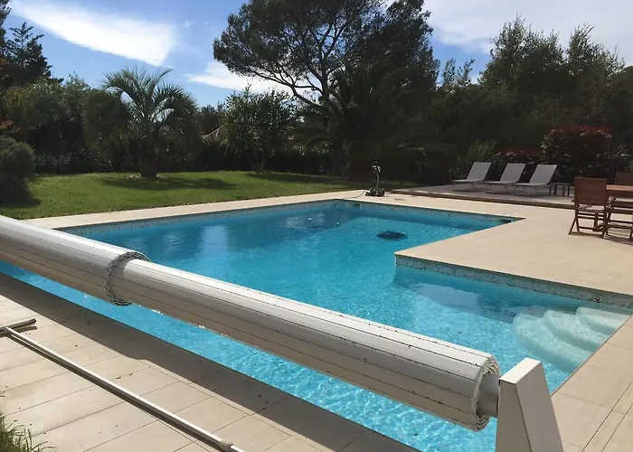 Belle Dans Clos Prive - Raphael Boulouris Saint-Raphaël