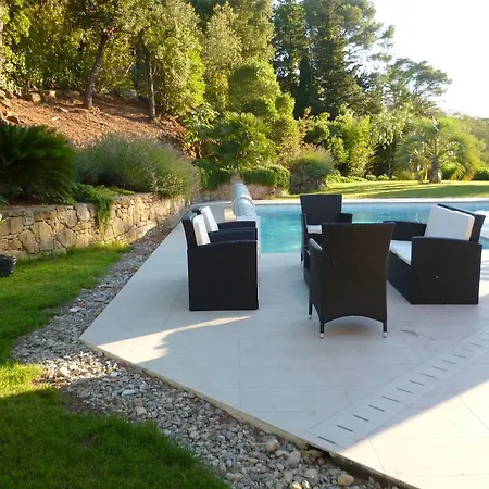 Vila Belle Dans Clos Prive - Raphael Boulouris Saint-Raphaël